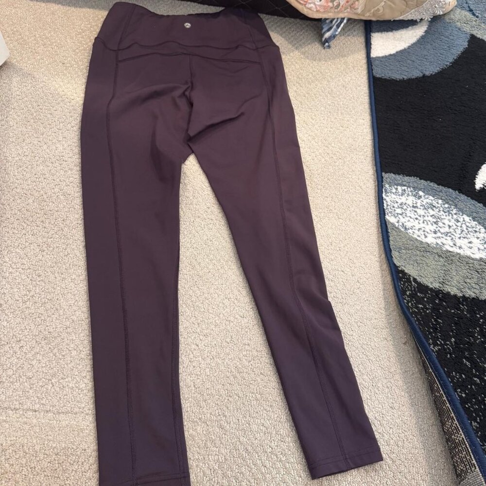 QUEENIEKE leggings